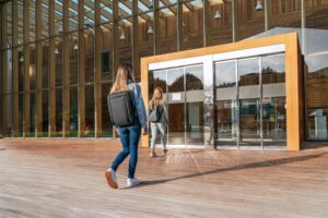 hiring employees who graudated from Harvard
